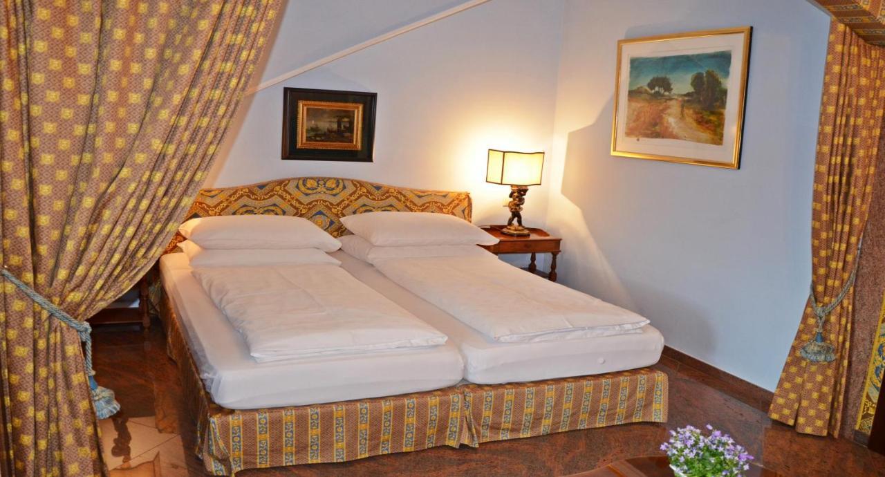 Seehotel Porcia Pörtschach am Wörthersee Oda fotoğraf