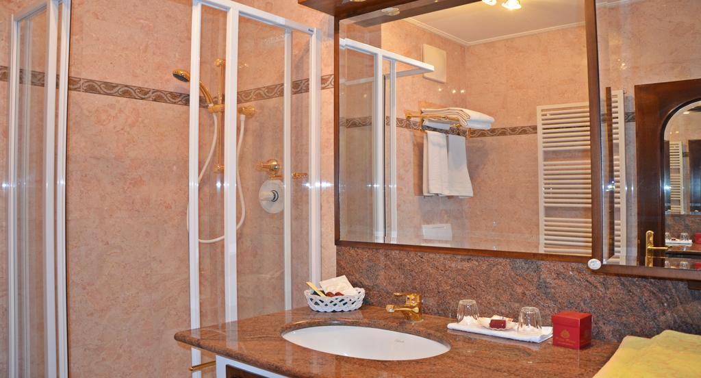 Seehotel Porcia Pörtschach am Wörthersee Dış mekan fotoğraf