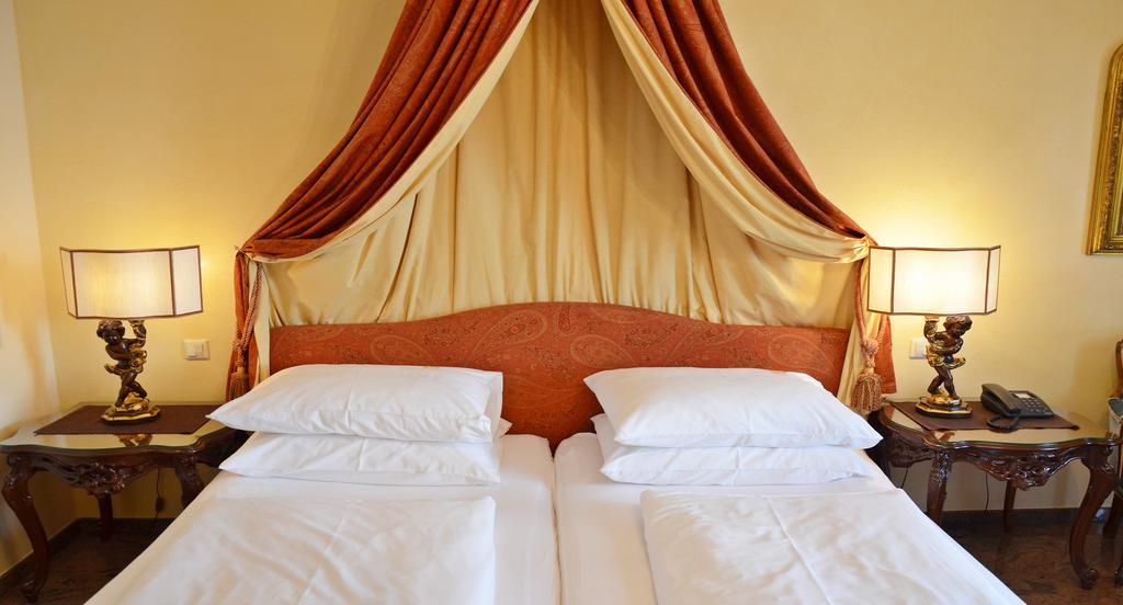 Seehotel Porcia Pörtschach am Wörthersee Dış mekan fotoğraf